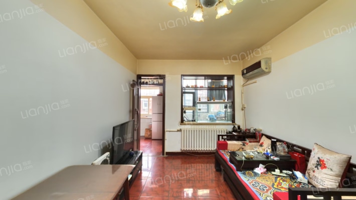 春艳里二手房实景图