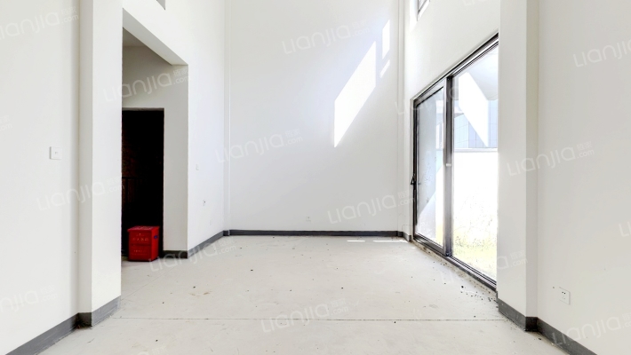 银城青山湖畔二手房实景图