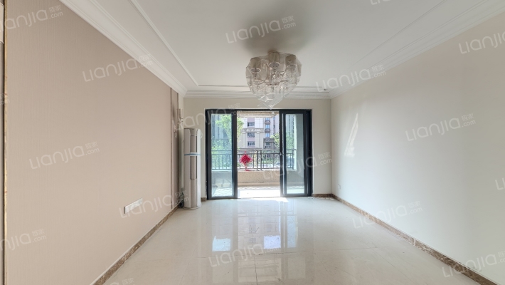 恒大云锦华庭二手房实景图