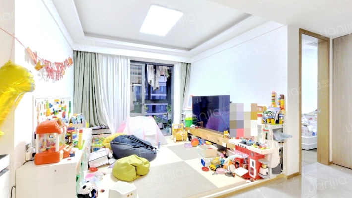 国贸梧桐原二手房实景图