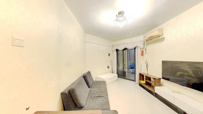 海岸广场二手房实景图