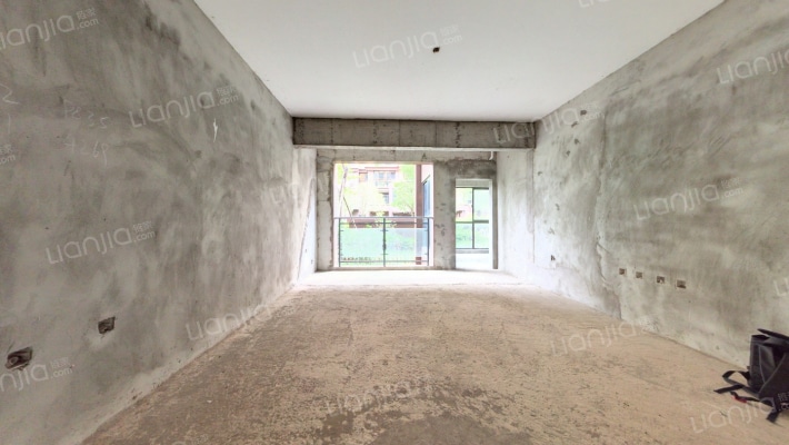 诚卓华盛国际二手房实景图