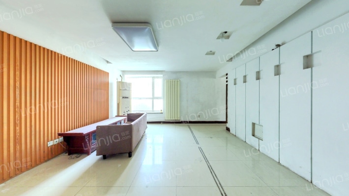 河畔丽景二手房实景图