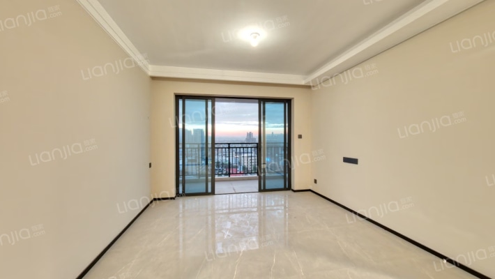 碧桂园揽月居二手房实景图