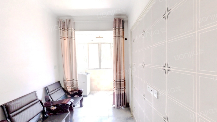 高花亭花亭南村二手房实景图