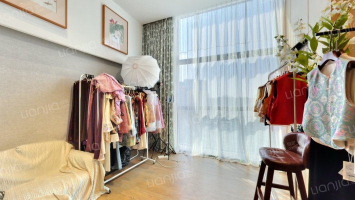 恒大天璟大厦二手房实景图