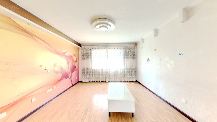 蓝馨花园B区二手房实景图