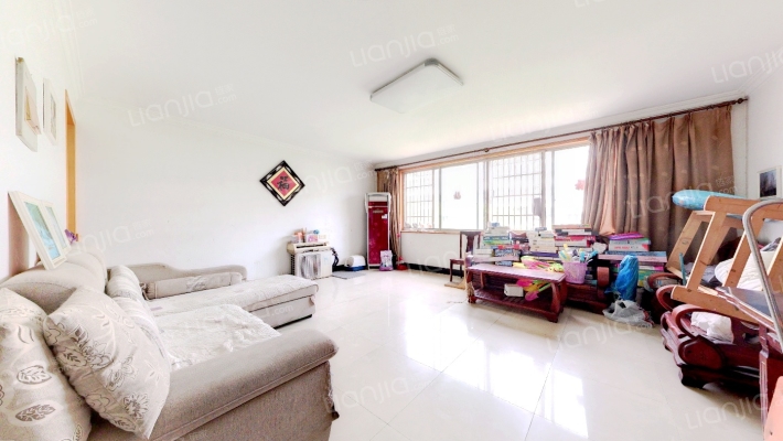 百盛街二手房实景图