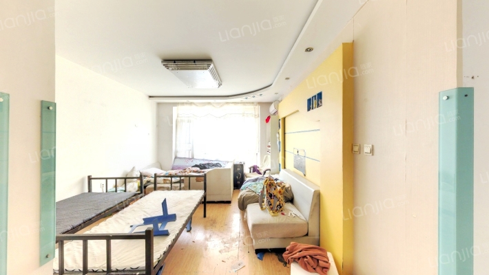 黎明西部风情二手房实景图