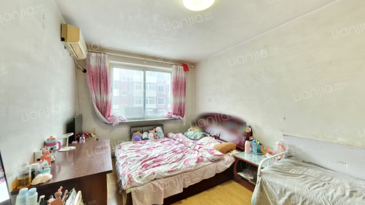 南六东路二手房实景图