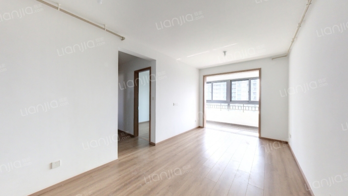 荣安观江园二手房实景图