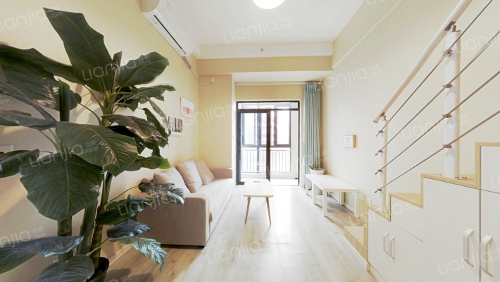 熊猫公馆二手房实景图