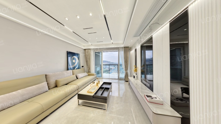 新鸥鹏拉菲公馆D区二手房实景图