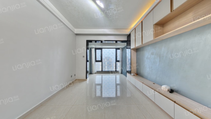 奥园翡翠东湾二手房实景图