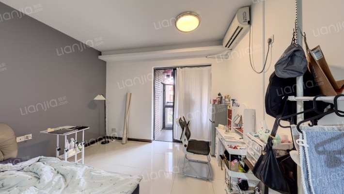 莲兴大厦二手房实景图