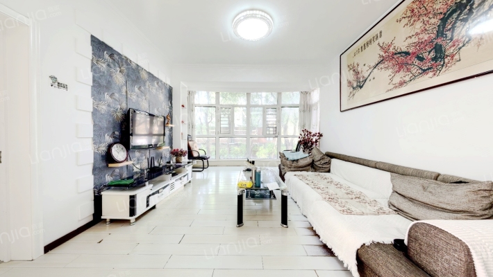 世财滨江音乐花园二手房实景图