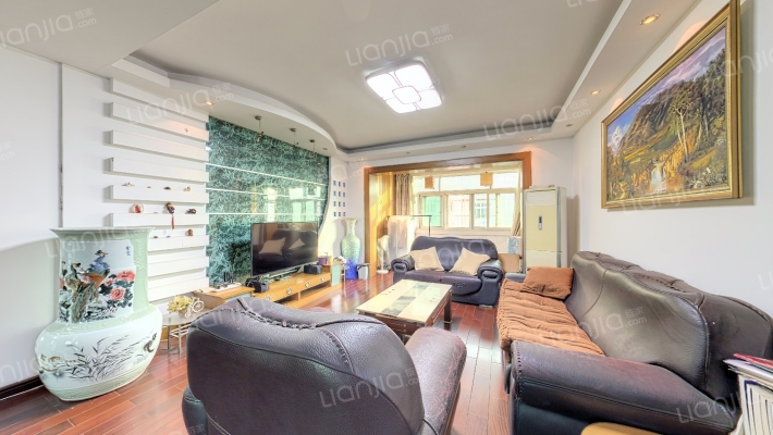 龙腾小筑二手房实景图