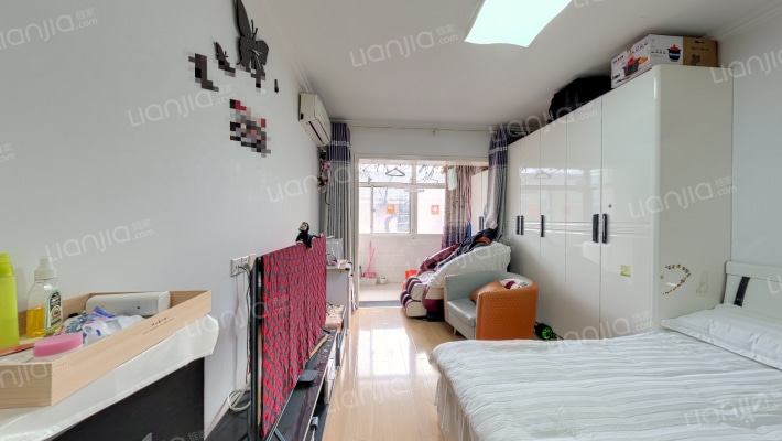 钟灵街105号二手房实景图