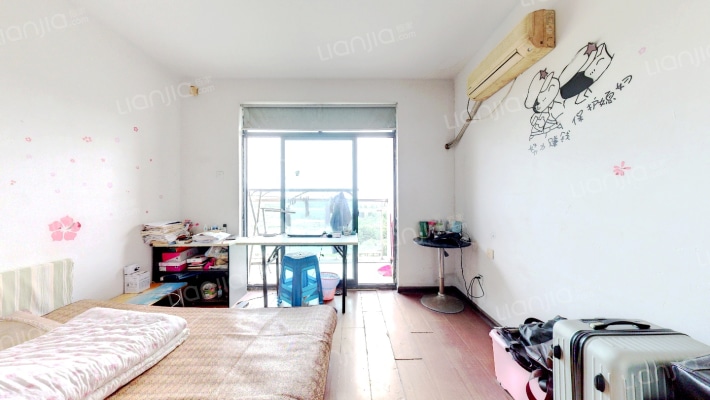 海佳名邸二手房实景图