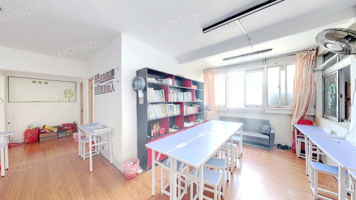 金榜大厦二手房实景图