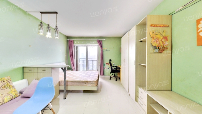 新贵公馆二手房实景图