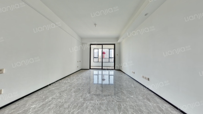 中海悦湖东方二手房实景图