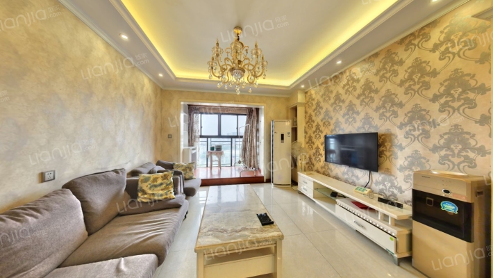 青房天韵华庭二手房实景图