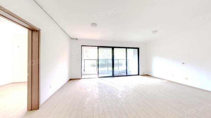 世纪江湾二手房实景图