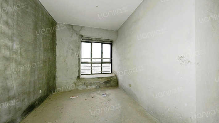 翠堤尚园二手房实景图