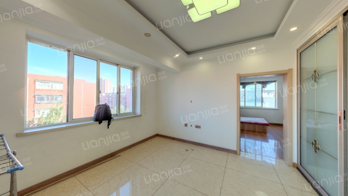 和信家园二手房实景图