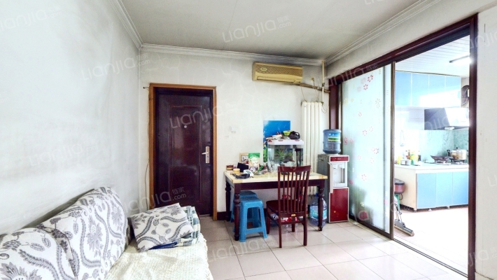 凌云小区二手房实景图