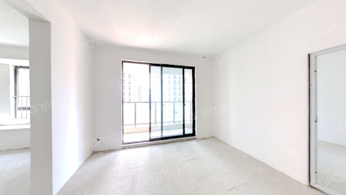 瑞馨豪庭二手房实景图