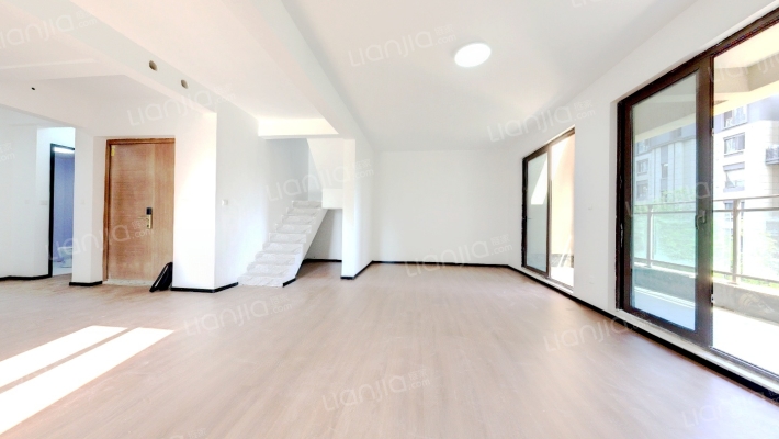 龙湖紫宸南区(二期)二手房实景图