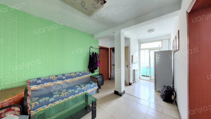 邮运宿舍低层二手房实景图