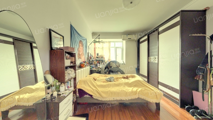 为群一村二手房实景图