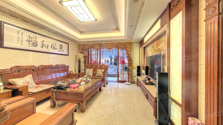 昕景华府二手房实景图