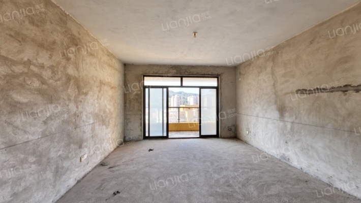 御龙山庄二手房实景图