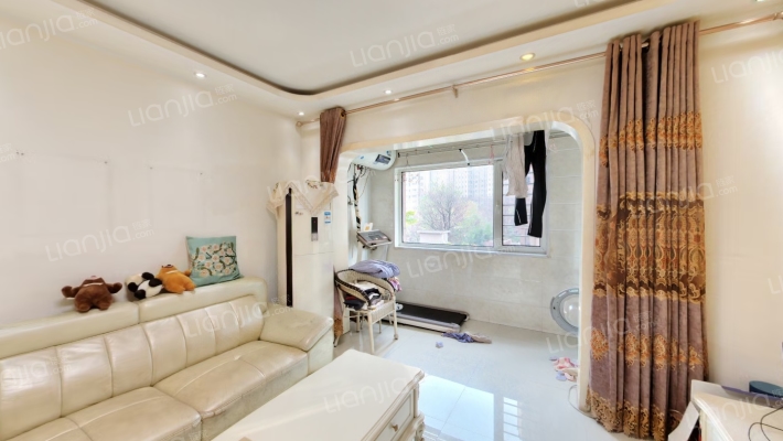 荣盛阿尔卡迪亚蓝天城二手房实景图