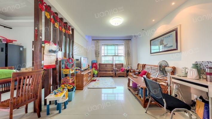 阳光巴洛克小区二手房实景图