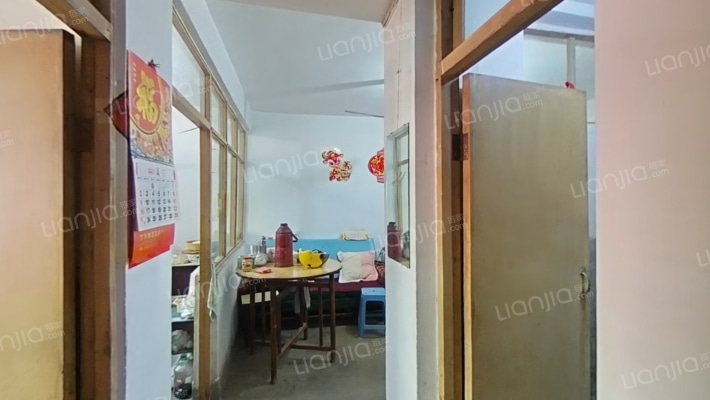 粮站院住宅区二手房实景图