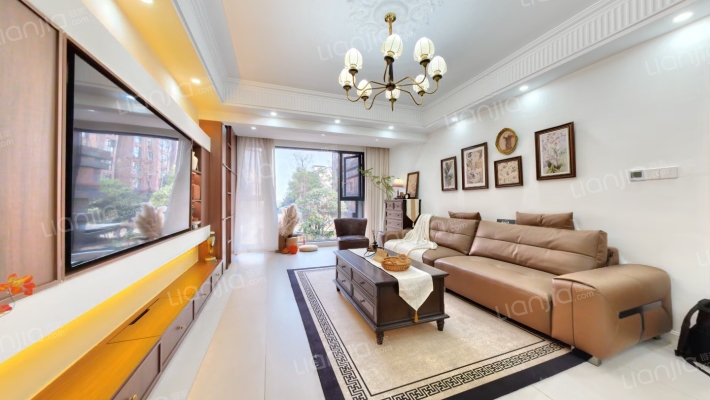 加州阳光二手房实景图