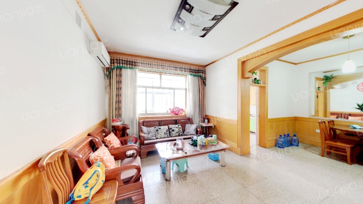 坊子实验小学家属院二手房实景图