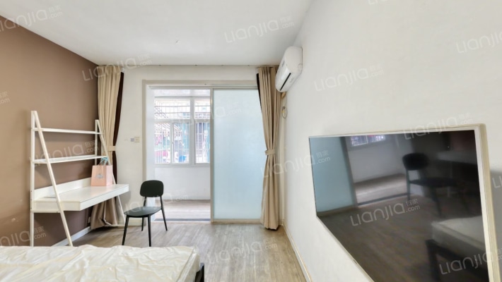 苜蓿园东街6号二手房实景图