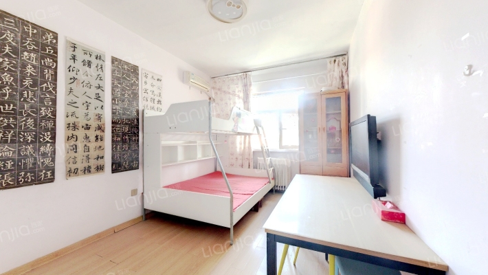 坞百宿舍二手房实景图