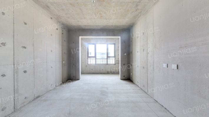 保利领秀山二手房实景图