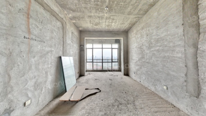 恩瑞御西湖二手房实景图