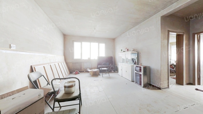 技校家园二手房实景图