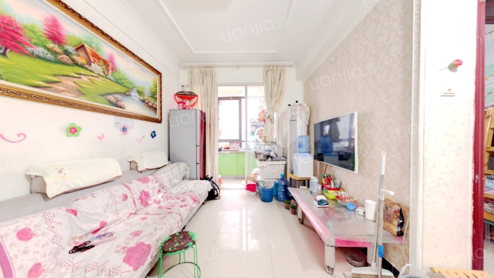 四月天小区二手房实景图