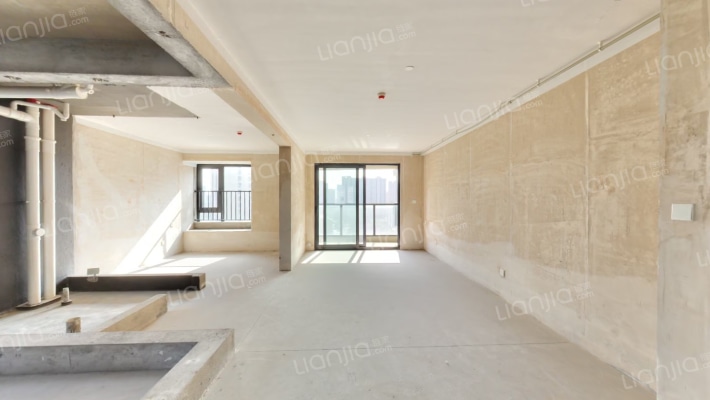 中南樾府二手房实景图