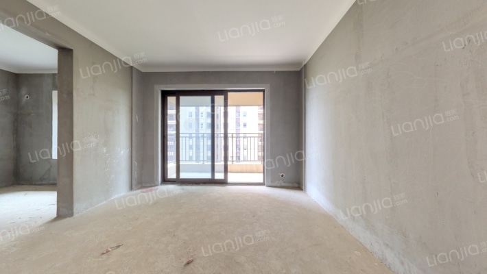 华发峰尚二手房实景图